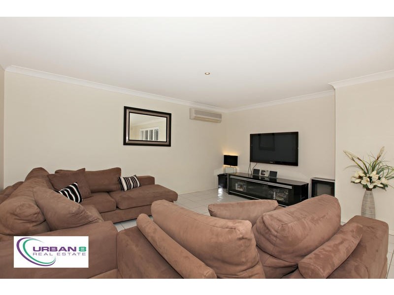 25 Jamieson Place, Brookfield QLD 4069